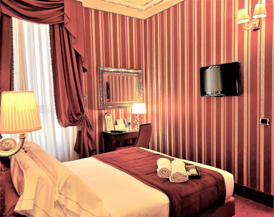 Hotel Manfredi Suite In Rom Exteriör bild