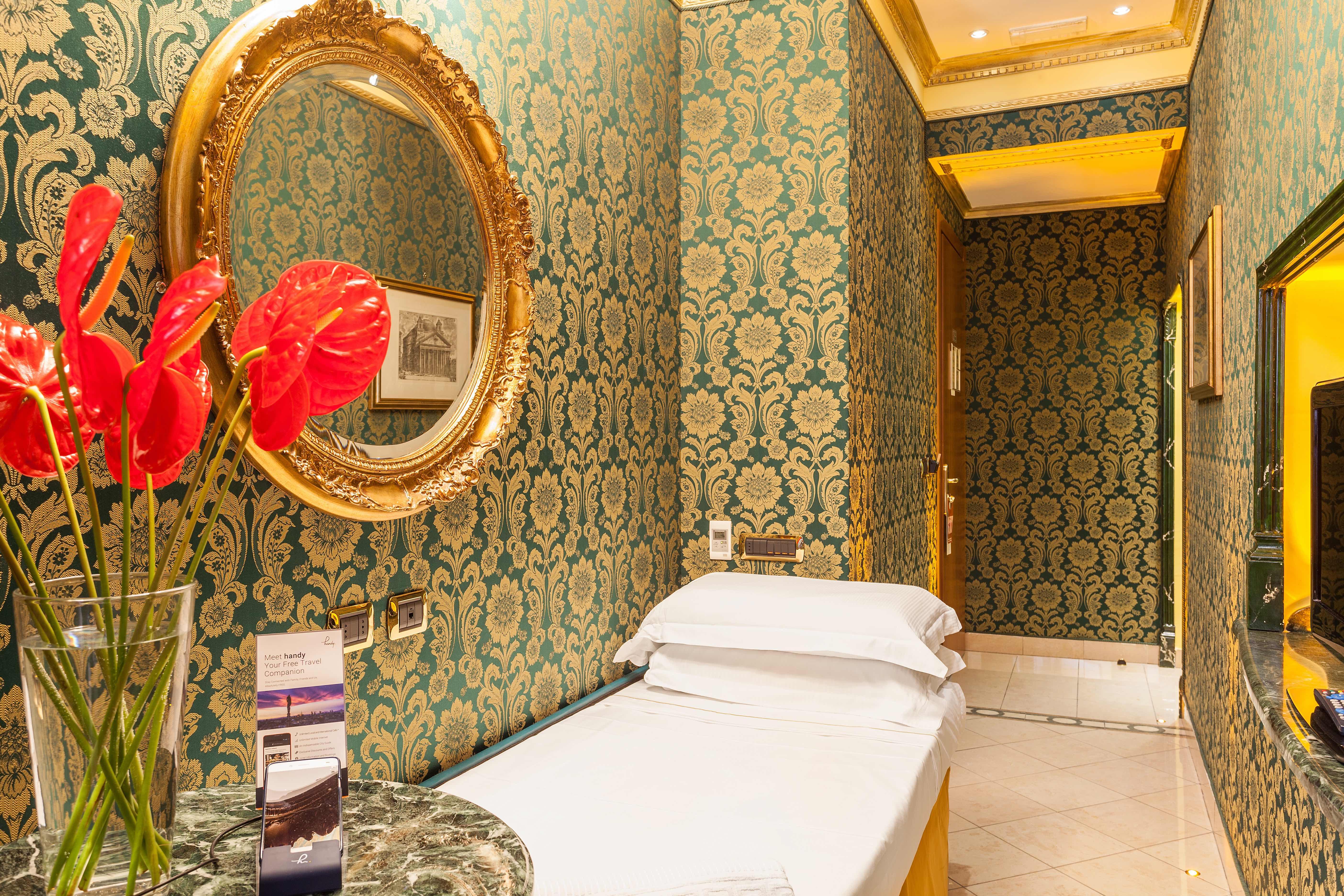 Hotel Manfredi Suite In Rom Exteriör bild