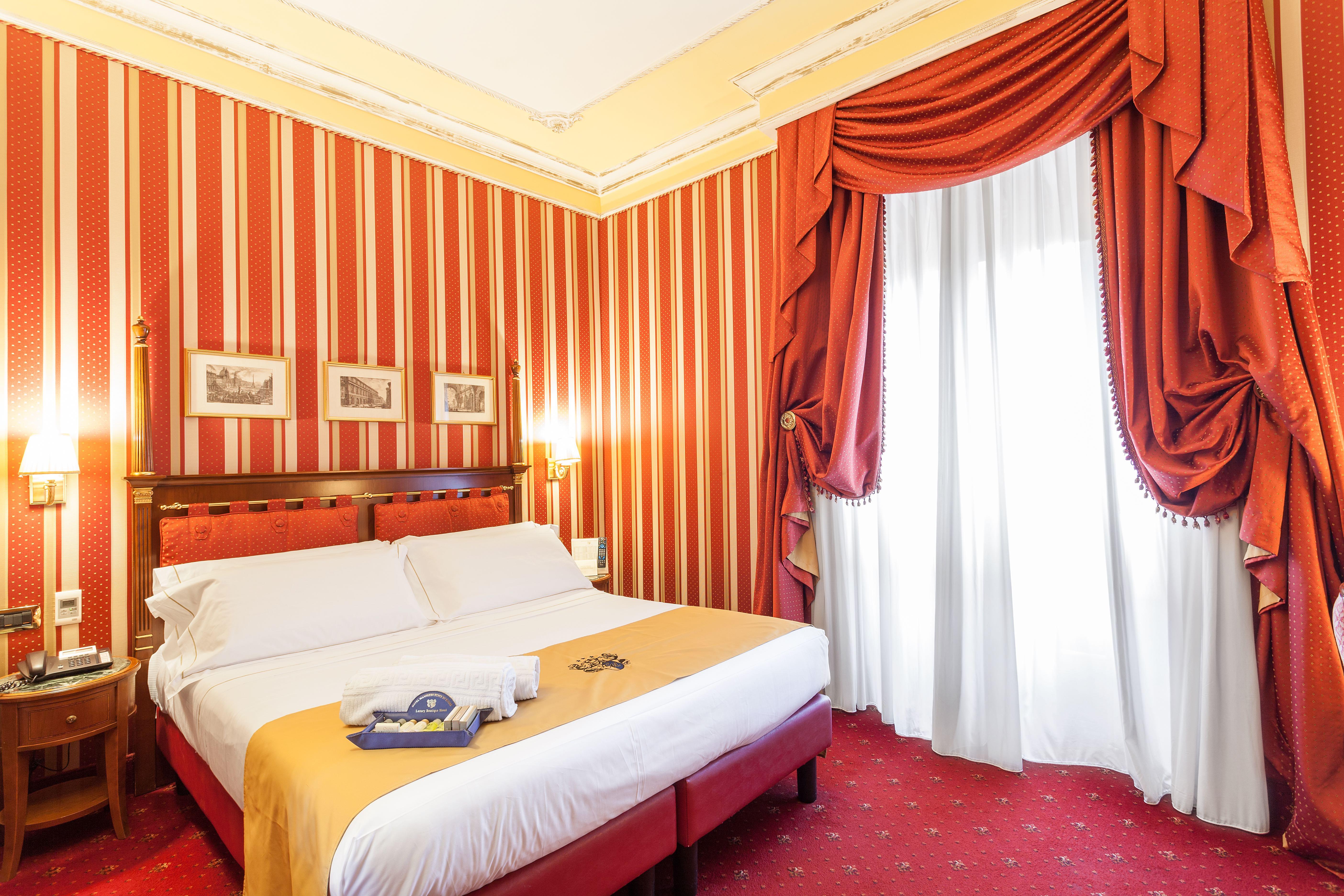 Hotel Manfredi Suite In Rom Exteriör bild