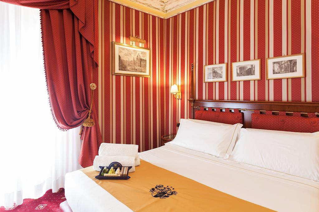 Hotel Manfredi Suite In Rom Exteriör bild